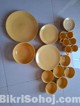 Dinner set 32 pcs, color yellow